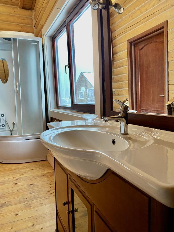 Chalet Four Seasons Villa Tatariv Exterior photo